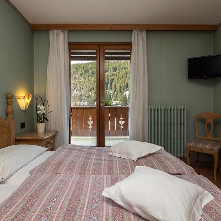 Hotel Garni Norma มาดอนนาดีกัมปิโญ ภายนอก รูปภาพ