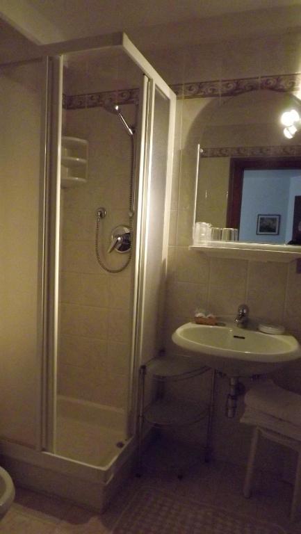 Hotel Garni Norma มาดอนนาดีกัมปิโญ ห้อง รูปภาพ